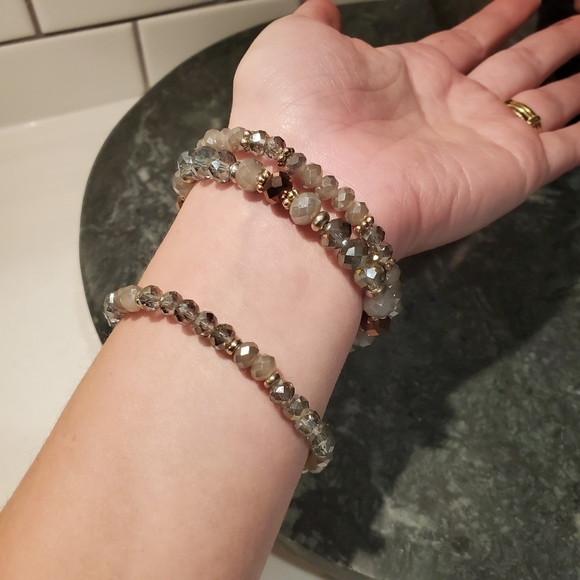 3 Beaded Bracelet Set Gray Shiny Glam Tassel Party - Picture 5 of 6